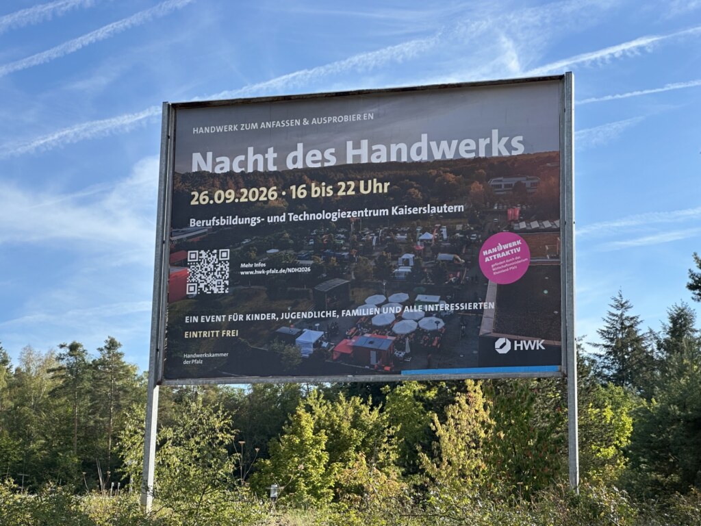 Plakat „Nacht des Handwerks, 26.09.2026, 16 bis 22 Uhr, Berufsbildungs- und Technologiezentrum Kaiserslautern“